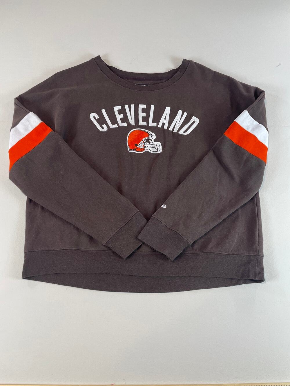 NFL Team Apparel Cropped Crewneck Fleece Sweatshirt M Charcoal Gray Cotton